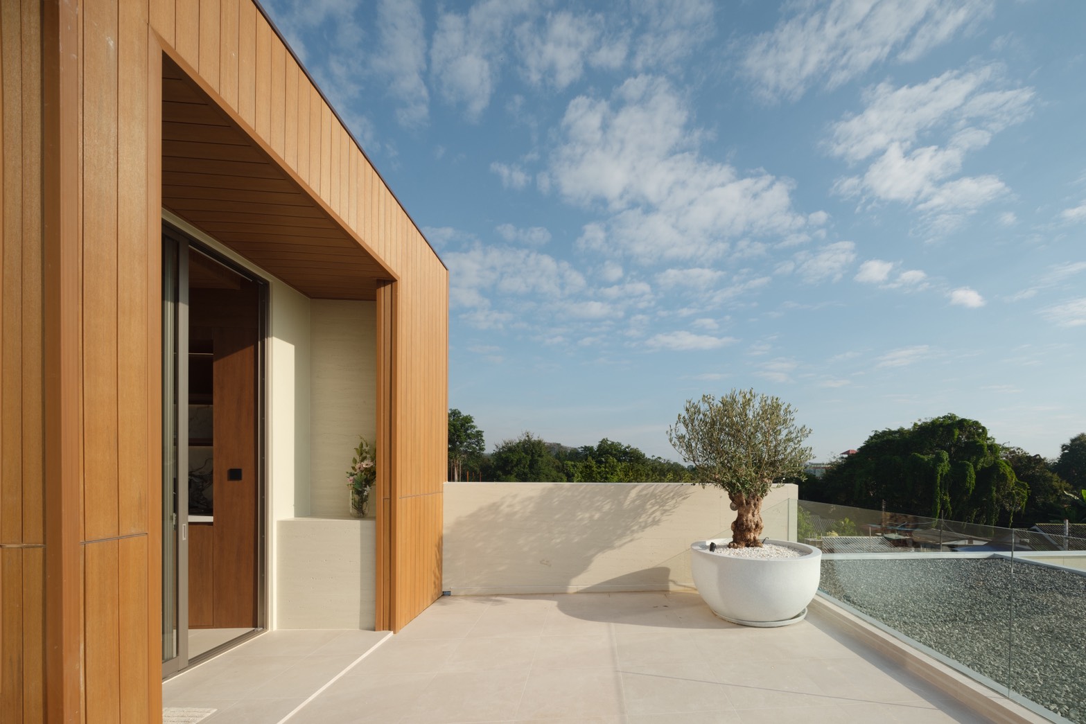 บ้านหรูย่านสุเทพ เชียงใหม่ — Sudthep Heritage Private Pool Villa